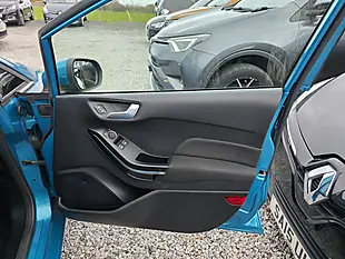 Used 2018 Ford Fiesta Zetec Blue - Interior and Exterior details 14