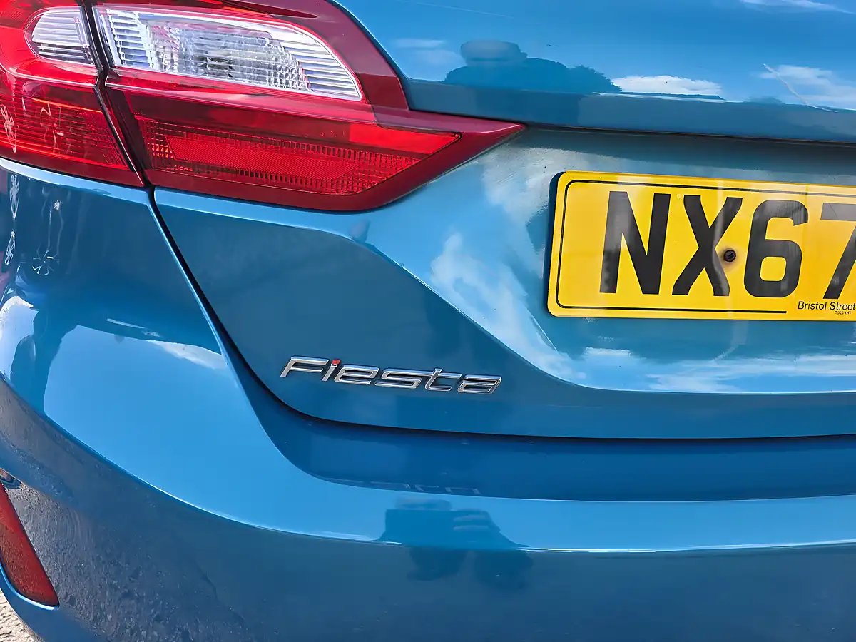 Used 2018 Ford Fiesta Zetec Blue - Interior and Exterior details 17