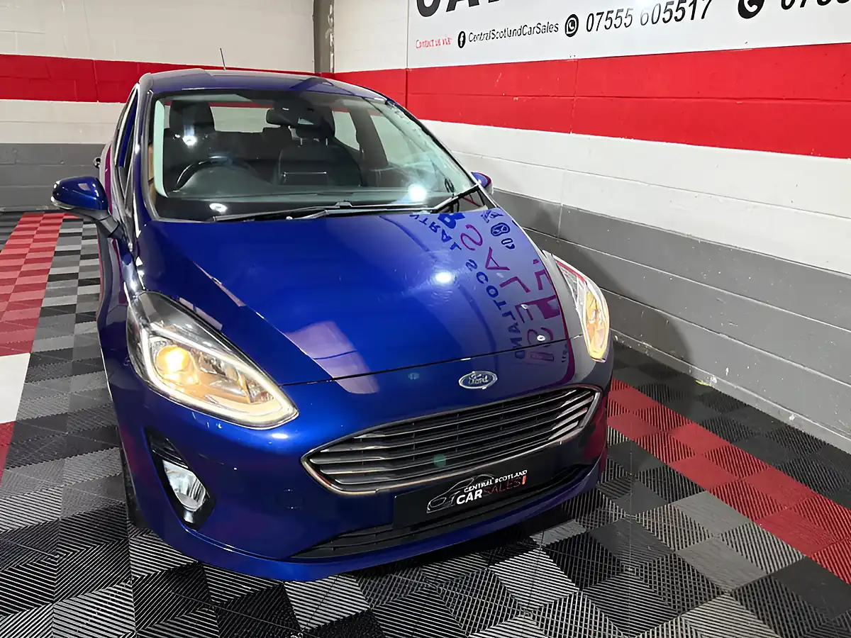 Used 2018 Ford Fiesta Zetec Blue - Interior and Exterior details 6