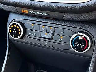Used 2018 Ford Fiesta Zetec Blue - Interior and Exterior details 16
