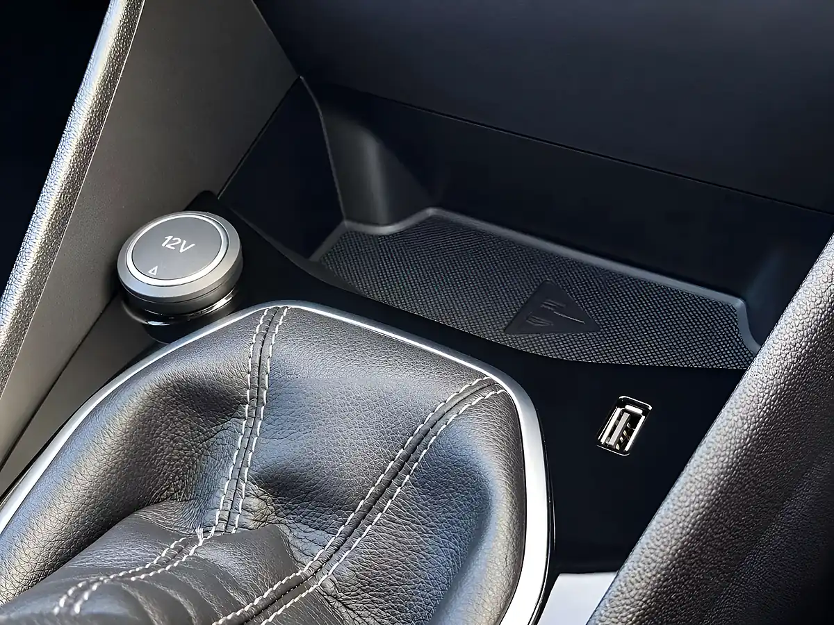Used 2018 Ford Fiesta Zetec Blue - Interior and Exterior details 19