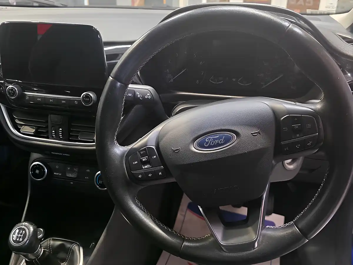 Used 2018 Ford Fiesta Zetec Blue - Interior and Exterior details 11