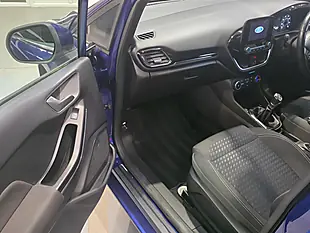 Used 2018 Ford Fiesta Zetec Blue - Interior and Exterior details 15