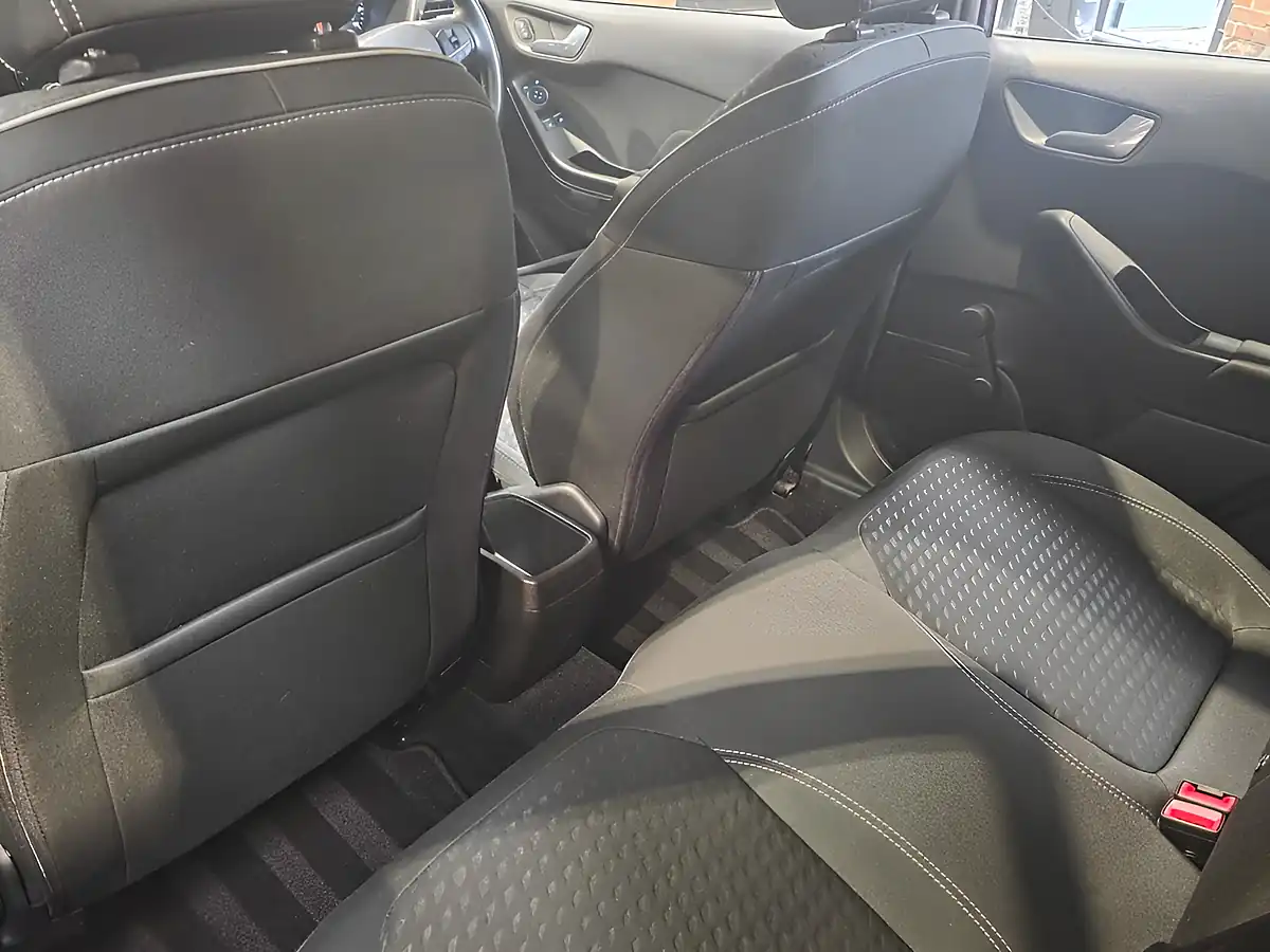 Used 2018 Ford Fiesta Zetec Blue - Interior and Exterior details 17