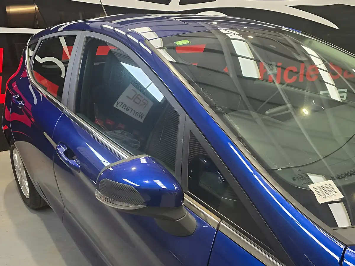 Used 2018 Ford Fiesta Zetec Blue - Interior and Exterior details 7