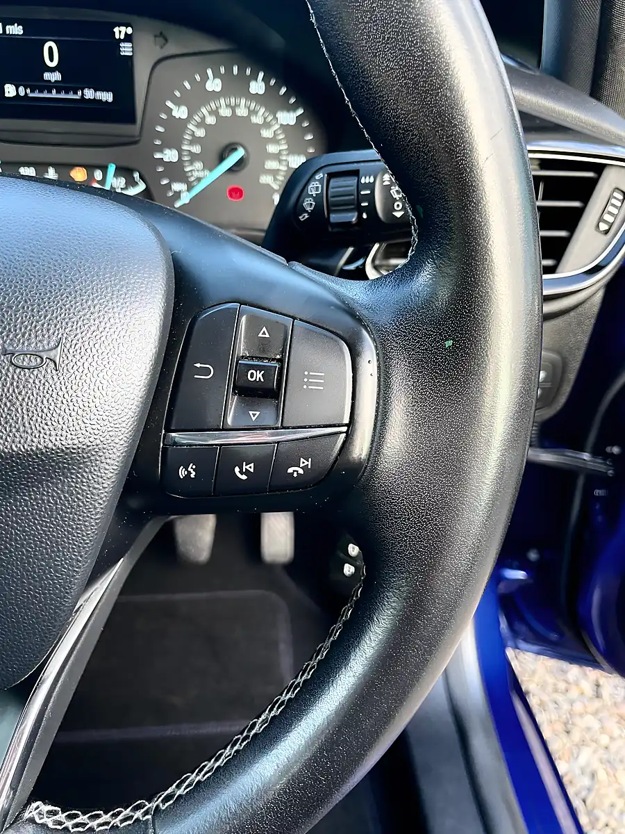 Used 2018 Ford Fiesta Zetec Blue - Interior and Exterior details 18