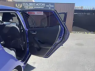 Used 2018 Ford Fiesta Zetec Blue - Interior and Exterior details 10