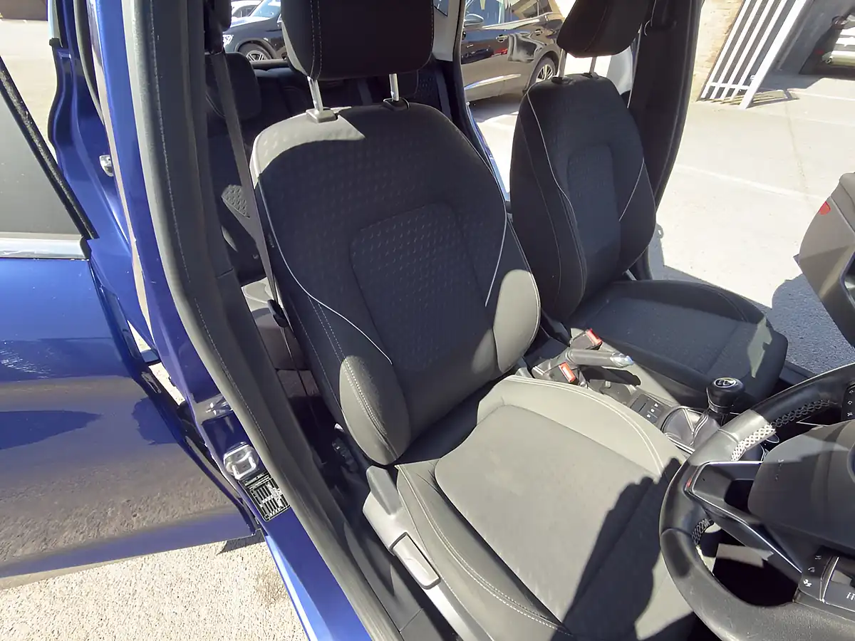 Used 2018 Ford Fiesta Zetec Blue - Interior and Exterior details 17
