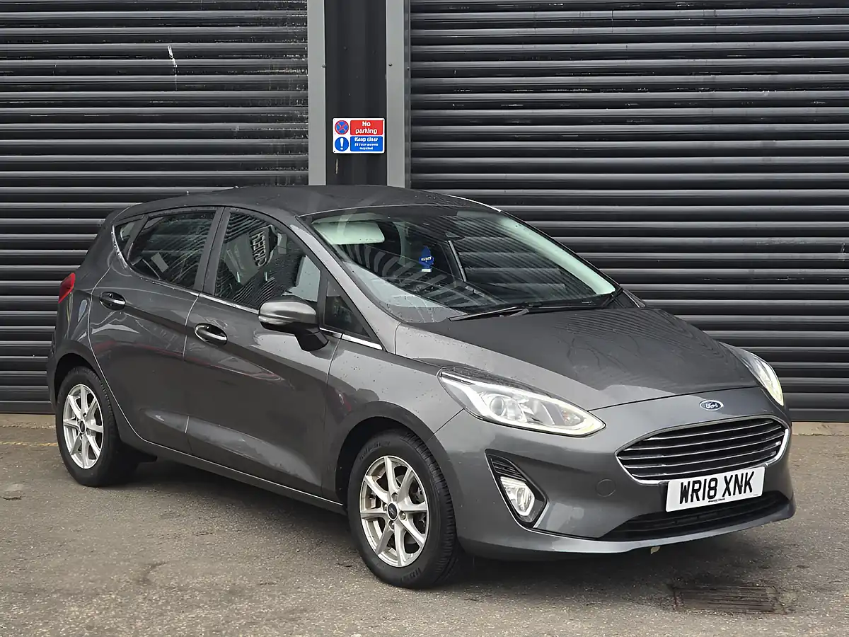 Used 2018 Ford Fiesta Zetec Grey - Front View