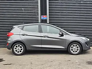 Used 2018 Ford Fiesta Zetec Grey - Interior and Exterior details 6