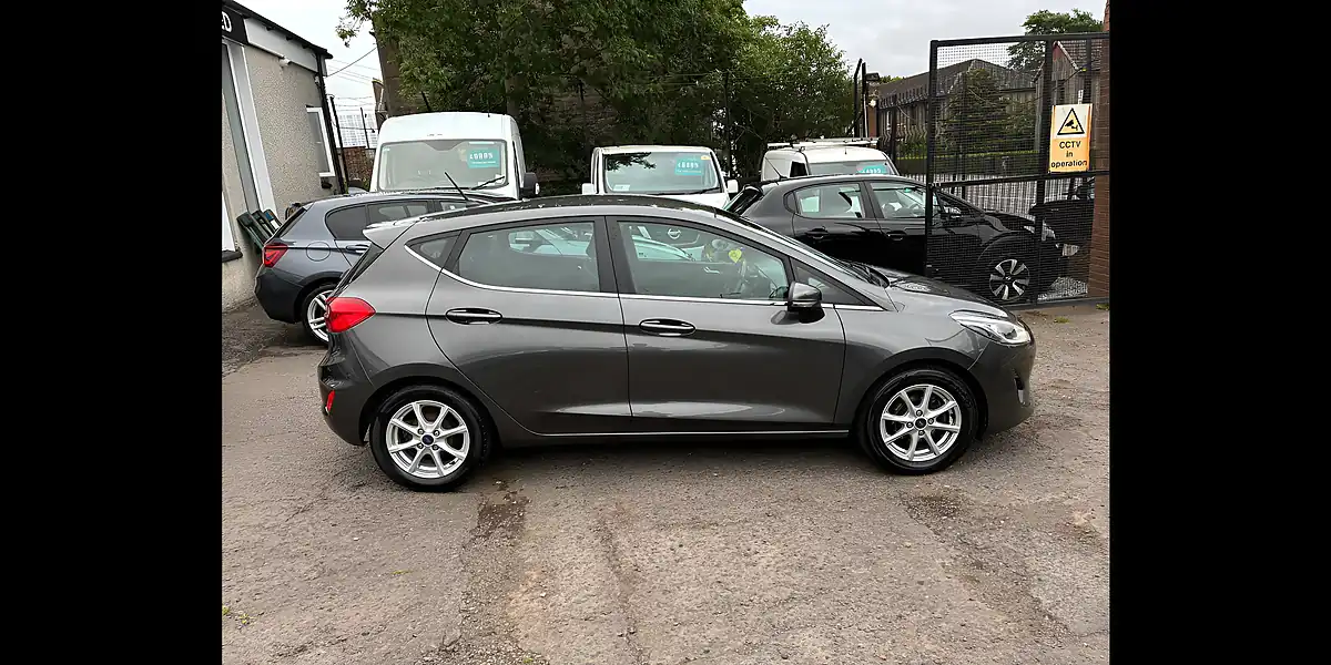 Used 2018 Ford Fiesta Zetec Grey - Interior and Exterior details 2