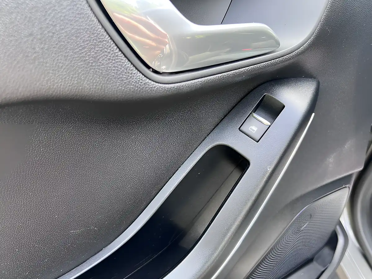 Used 2018 Ford Fiesta Zetec Grey - Interior and Exterior details 20