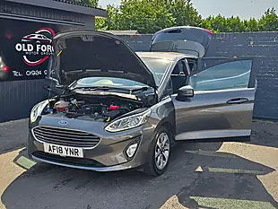 Used 2018 Ford Fiesta Zetec Grey - Interior and Exterior details 10