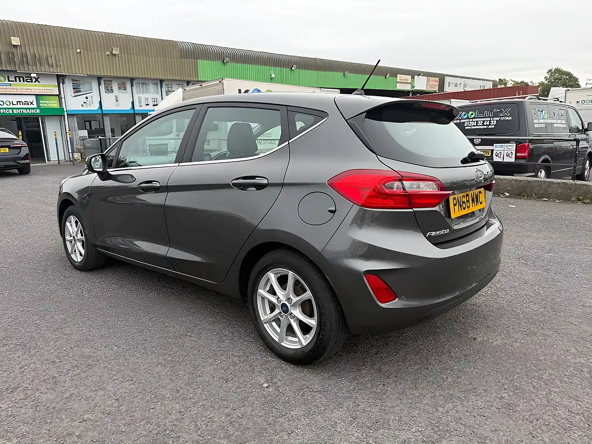 Used 2018 Ford Fiesta Zetec Grey - Interior and Exterior details 19