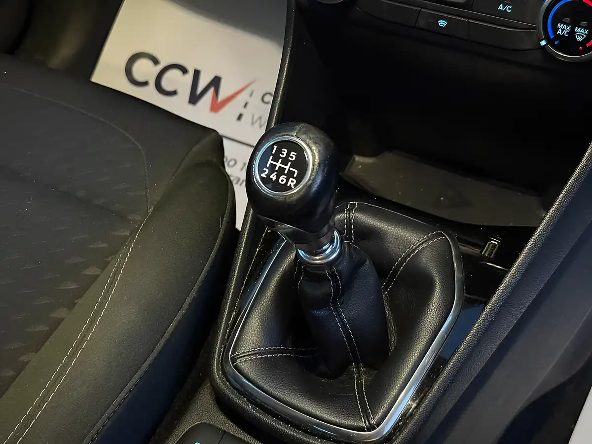 Used 2018 Ford Fiesta Zetec Grey - Interior and Exterior details 20