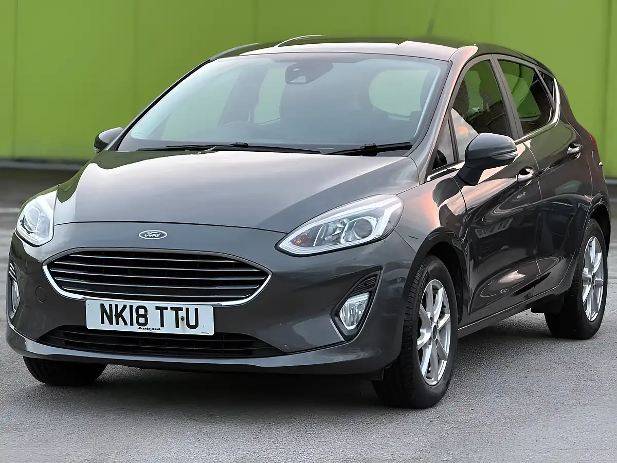 Used 2018 Ford Fiesta Zetec Grey - Interior and Exterior details 4