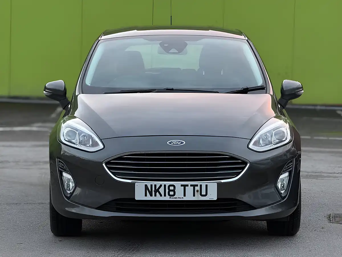 Used 2018 Ford Fiesta Zetec Grey - Interior and Exterior details 5