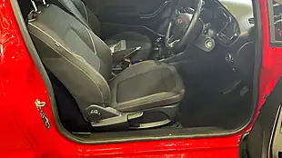 Used 2018 Ford Fiesta Zetec Red - Interior and Exterior details 10