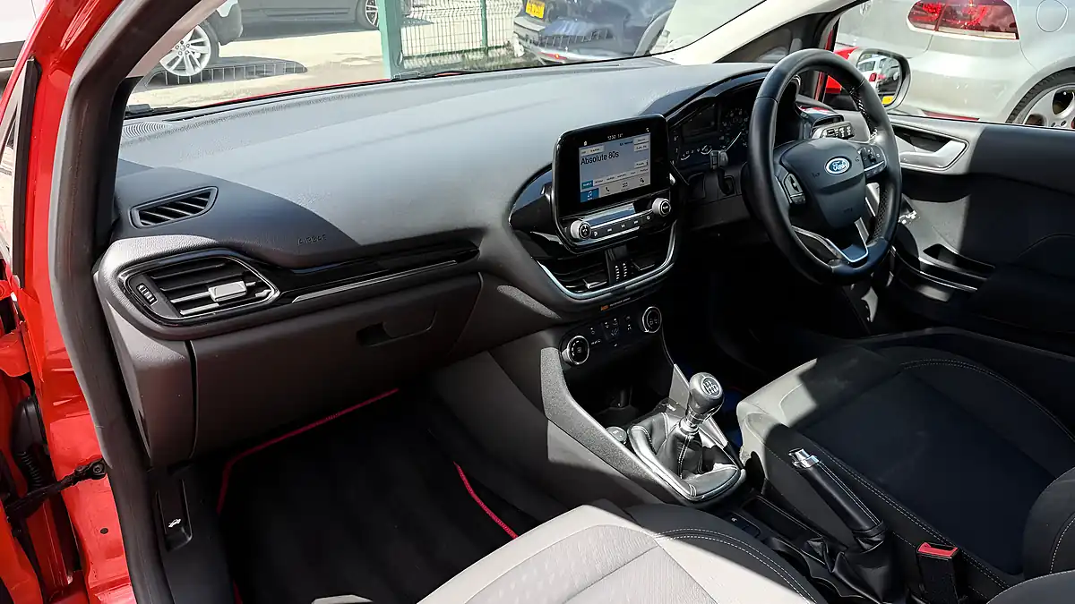 Used 2018 Ford Fiesta Zetec Red - Interior and Exterior details 16