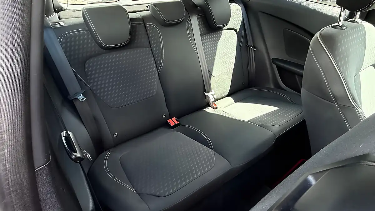 Used 2018 Ford Fiesta Zetec Red - Interior and Exterior details 20
