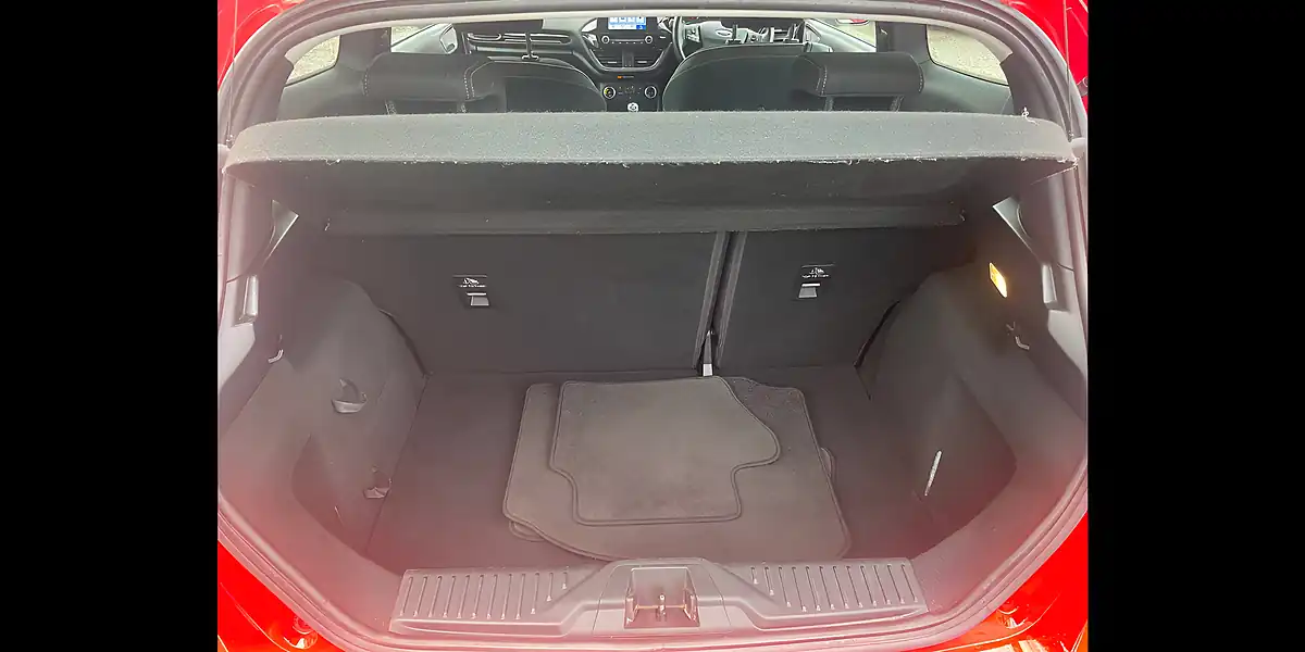 Used 2018 Ford Fiesta Zetec Red - Interior and Exterior details 11