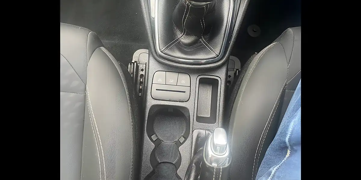 Used 2018 Ford Fiesta Zetec Red - Interior and Exterior details 17