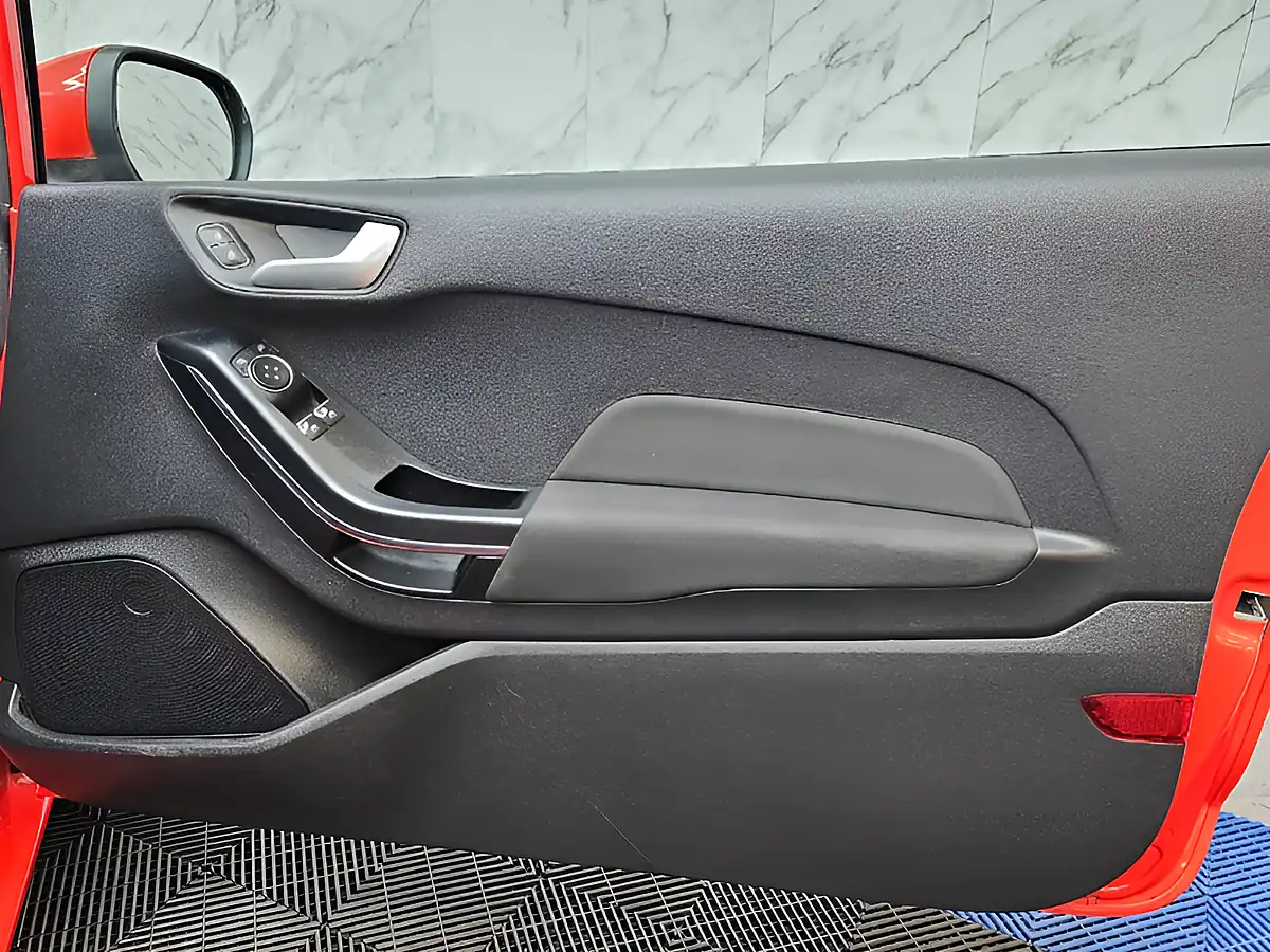 Used 2018 Ford Fiesta Zetec Red - Interior and Exterior details 17