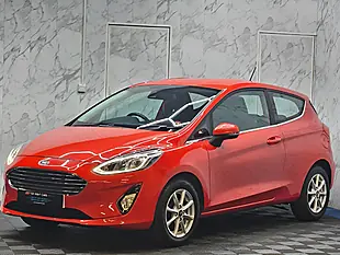 Used 2018 Ford Fiesta Zetec Red - Interior and Exterior details 4
