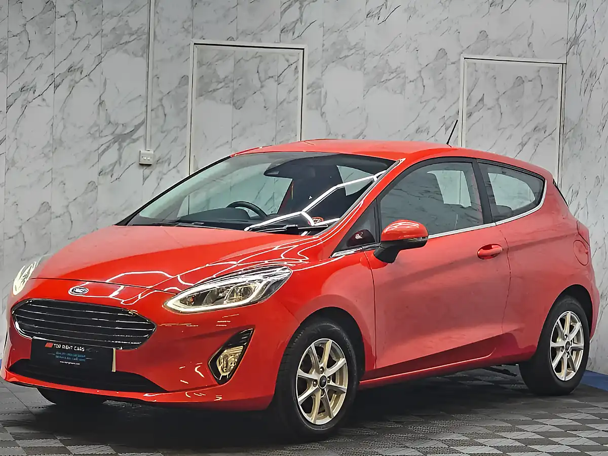 Used 2018 Ford Fiesta Zetec Red - Interior and Exterior details 4