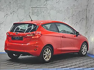 Used 2018 Ford Fiesta Zetec Red - Interior and Exterior details 9
