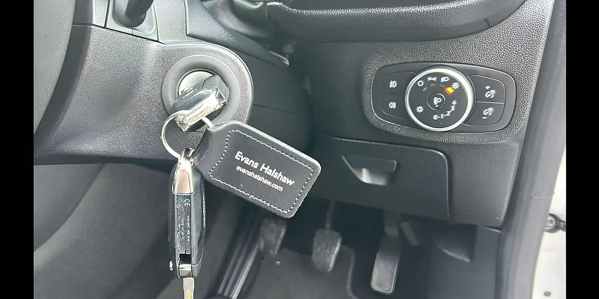 Used 2018 Ford Fiesta Zetec Silver - Interior and Exterior details 10