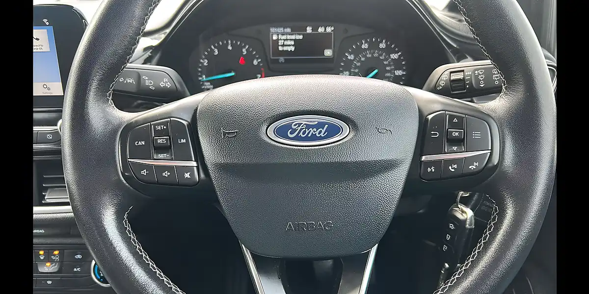 Used 2018 Ford Fiesta Zetec Silver - Interior and Exterior details 19