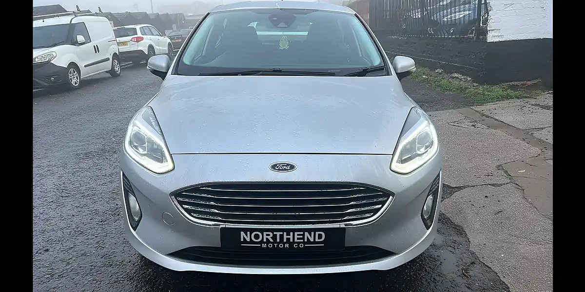 Used 2018 Ford Fiesta Zetec Silver - Interior and Exterior details 2