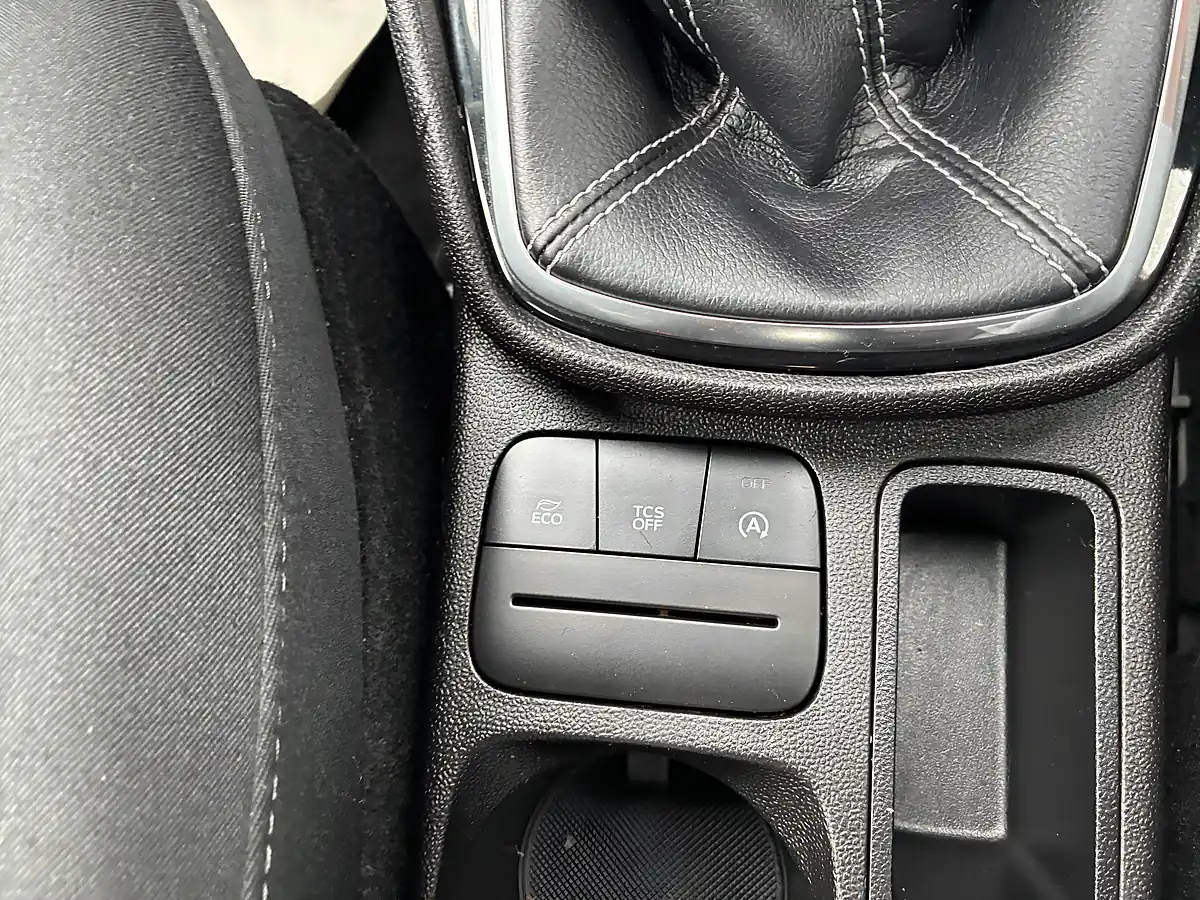 Used 2018 Ford Fiesta Zetec Silver - Interior and Exterior details 15