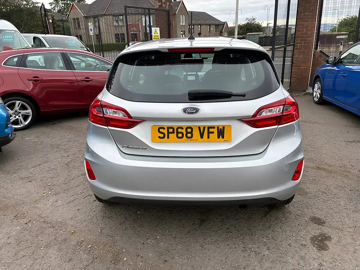 Used 2018 Ford Fiesta Zetec Silver - Interior and Exterior details 4