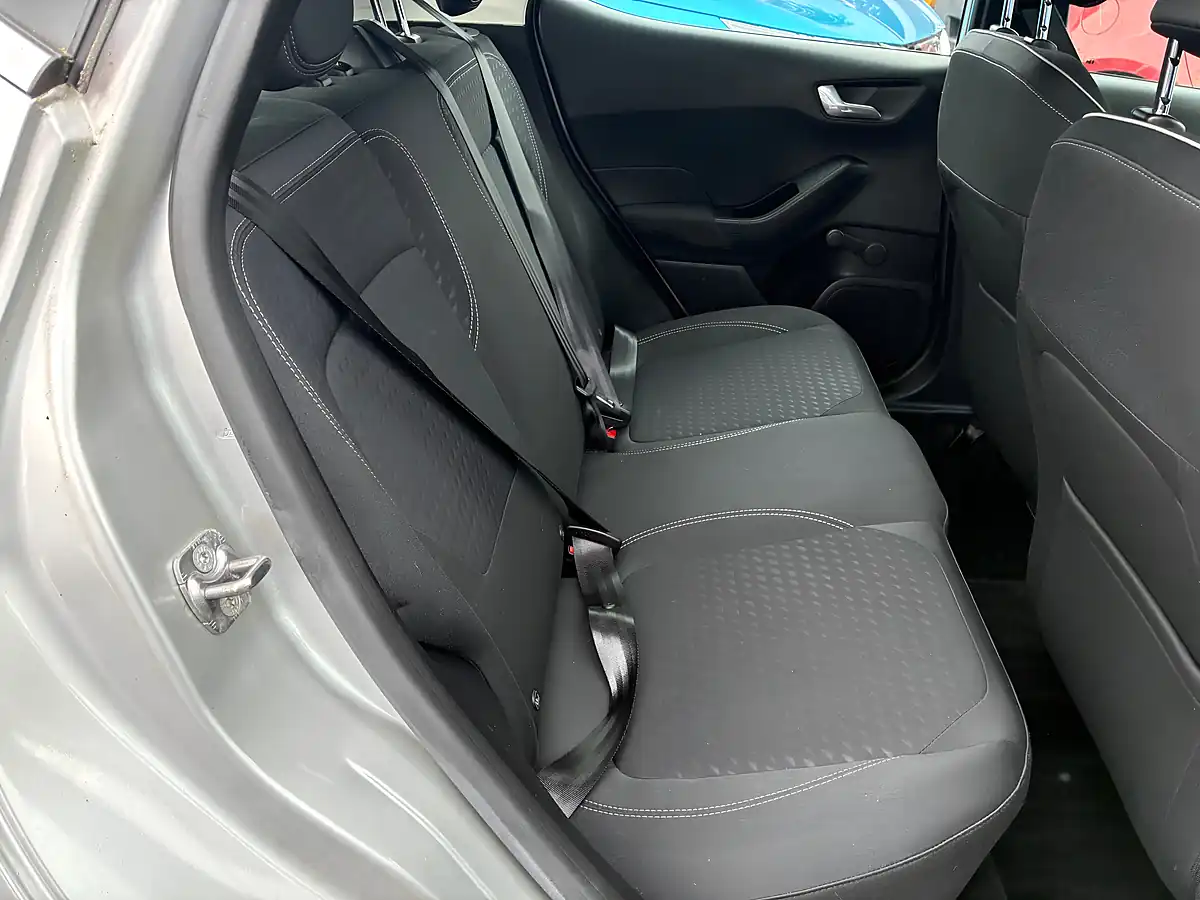 Used 2018 Ford Fiesta Zetec Silver - Interior and Exterior details 8