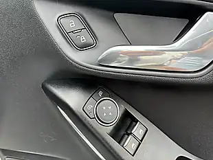 Used 2018 Ford Fiesta Zetec Silver - Interior and Exterior details 9