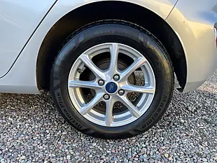 Used 2018 Ford Fiesta Zetec Silver - Interior and Exterior details 19