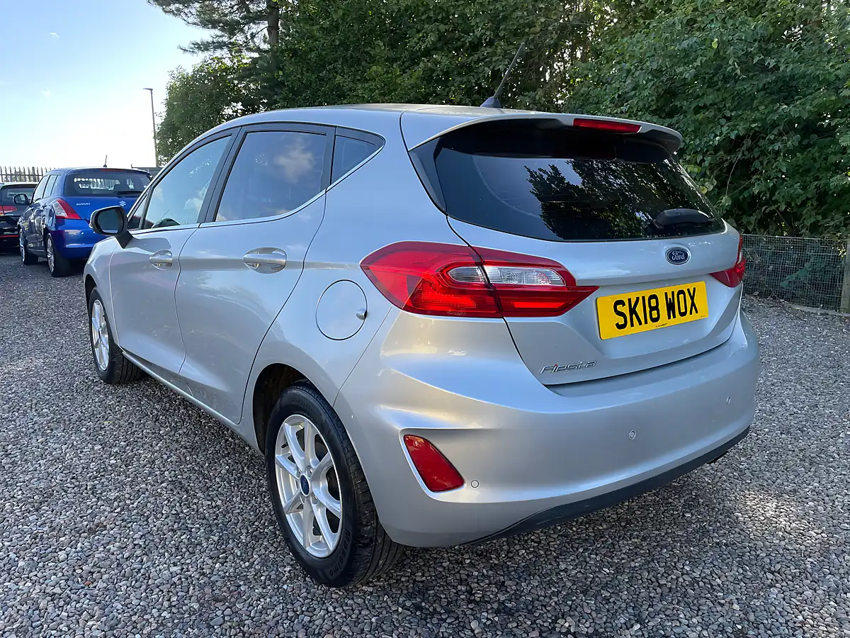Used 2018 Ford Fiesta Zetec Silver - Interior and Exterior details 4
