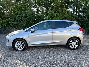 Used 2018 Ford Fiesta Zetec Silver - Interior and Exterior details 6