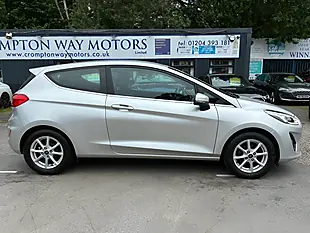 Used 2018 Ford Fiesta Zetec Silver - Interior and Exterior details 6