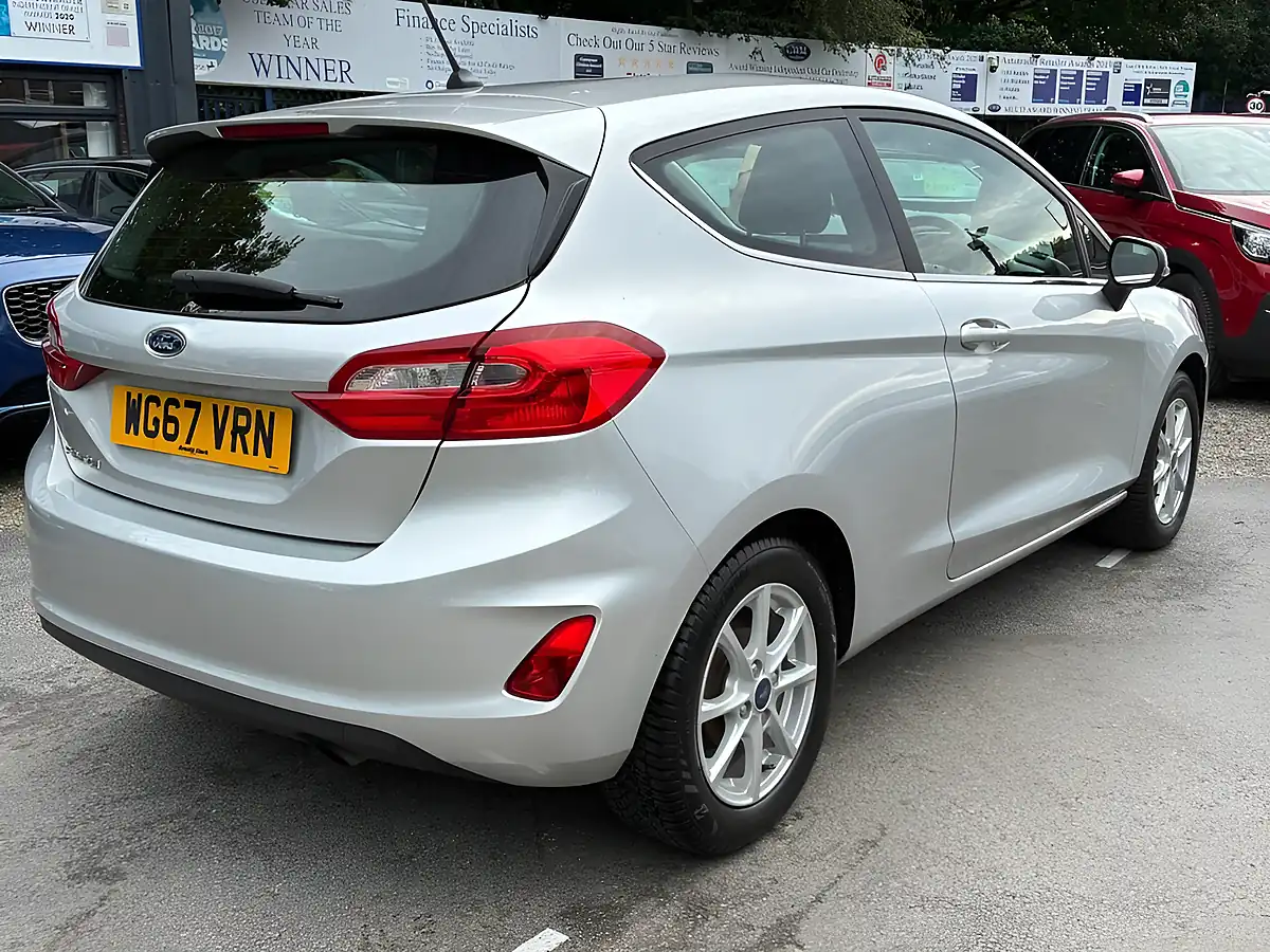 Used 2018 Ford Fiesta Zetec Silver - Interior and Exterior details 7