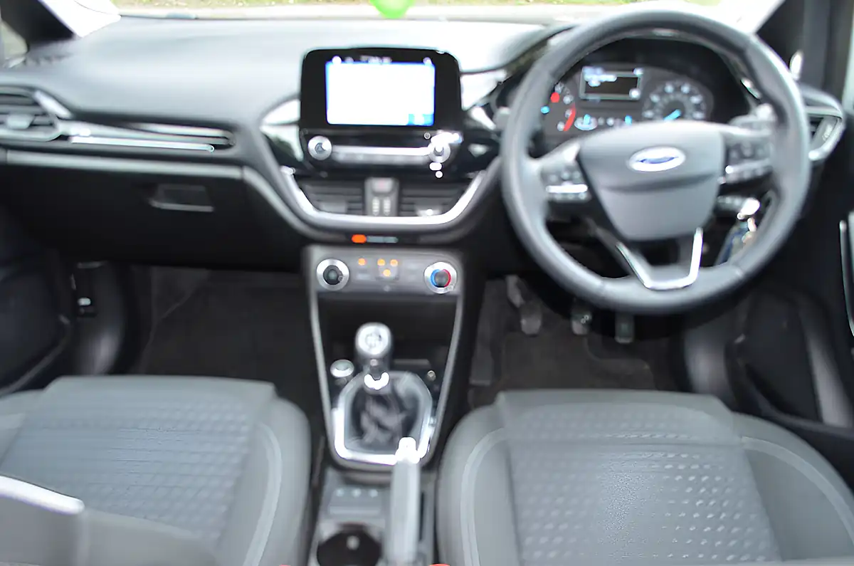 Used 2018 Ford Fiesta Zetec Silver - Interior and Exterior details 16