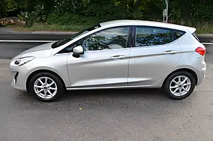 Used 2018 Ford Fiesta Zetec Silver - Interior and Exterior details 5