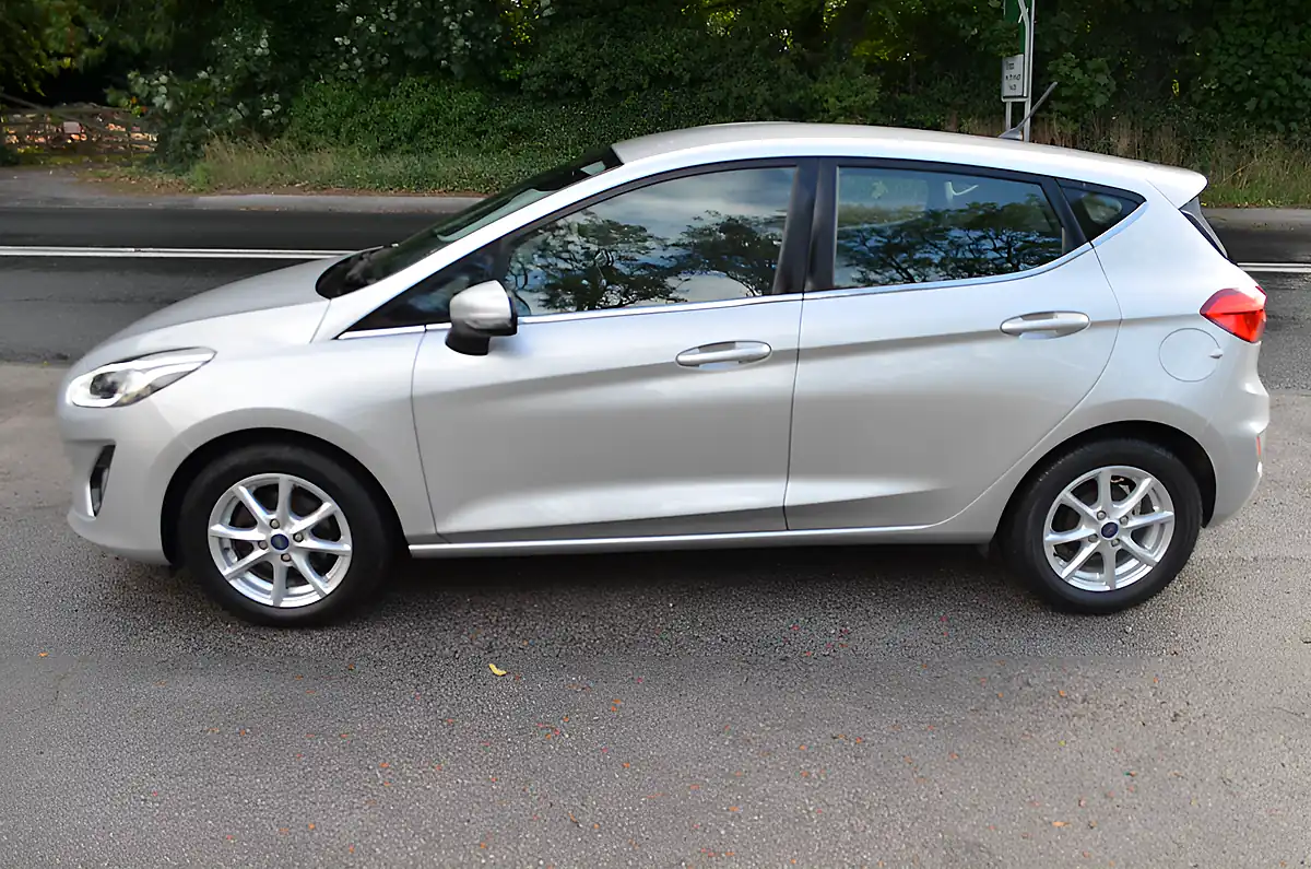 Used 2018 Ford Fiesta Zetec Silver - Interior and Exterior details 5