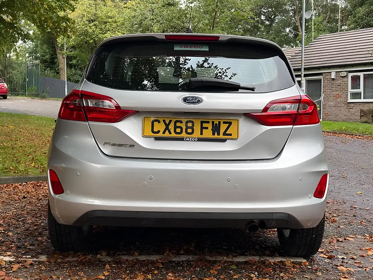 Used 2018 Ford Fiesta Zetec Silver - Interior and Exterior details 4