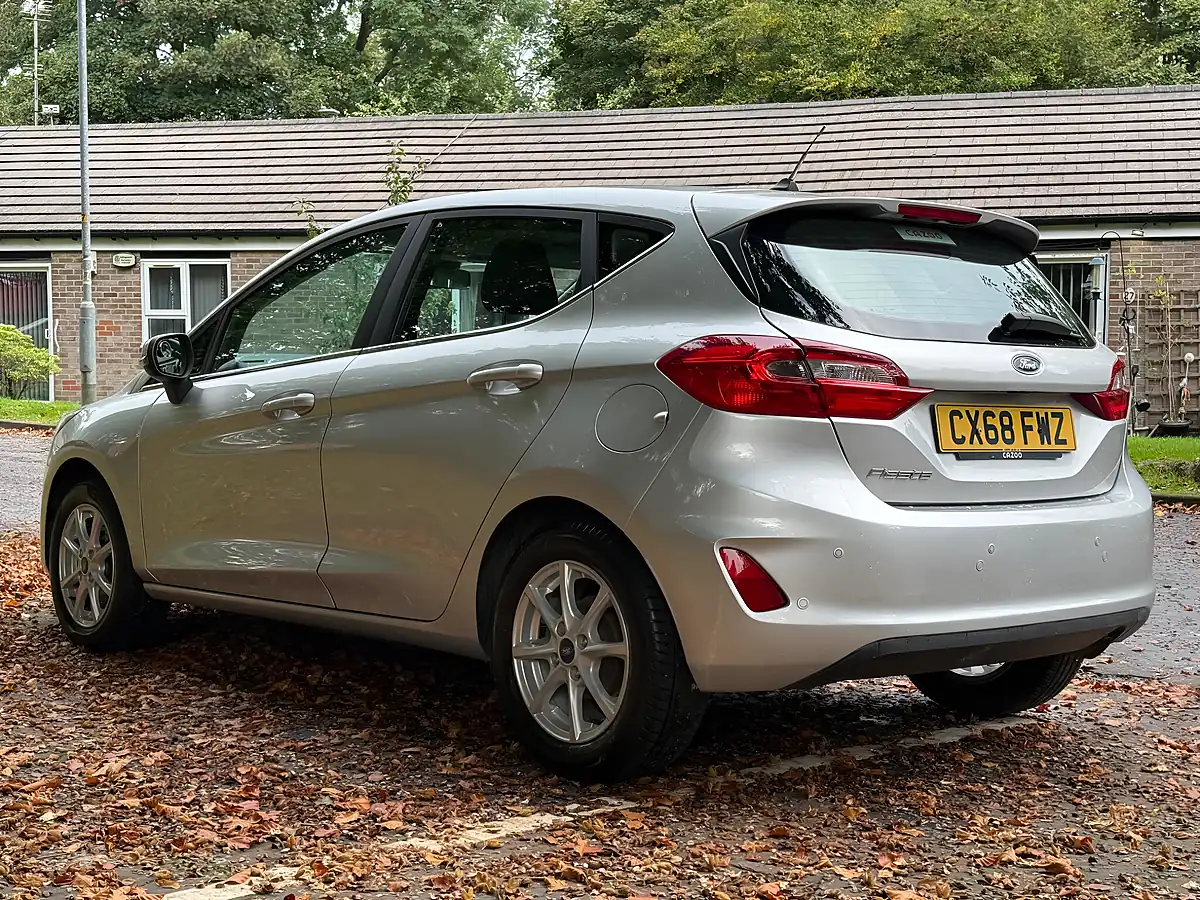 Used 2018 Ford Fiesta Zetec Silver - Interior and Exterior details 5