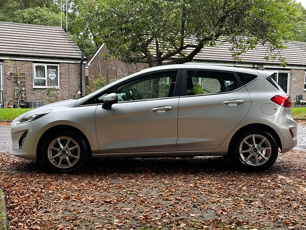 Used 2018 Ford Fiesta Zetec Silver - Interior and Exterior details 7