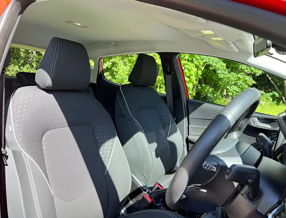 Used 2018 Ford Fiesta Zetec T Race Red - Interior and Exterior details 15