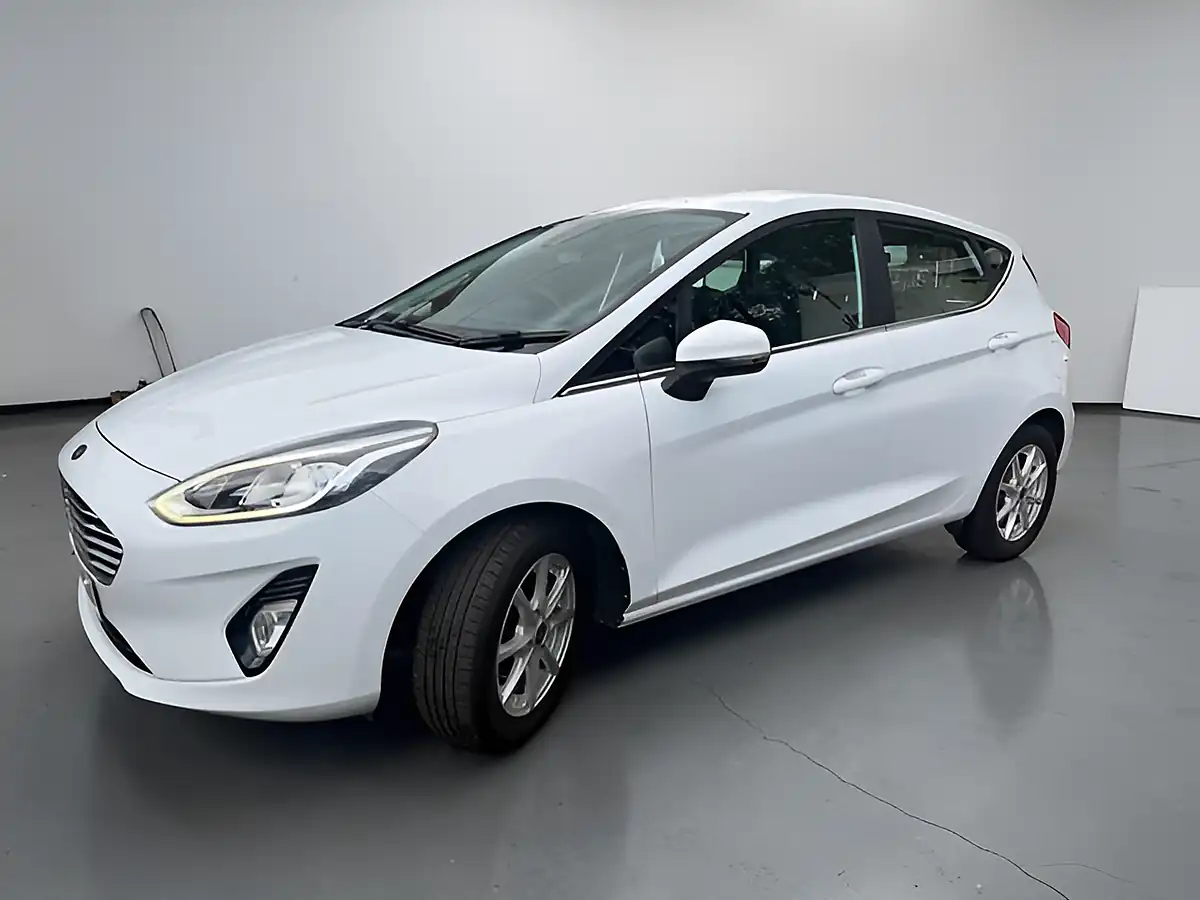 Used 2018 Ford Fiesta Zetec White - Interior and Exterior details 5